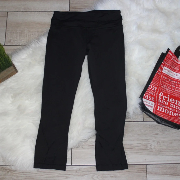 Inspire Crop ll  - lululemon Black Sz 4 - Picture 2 of 6